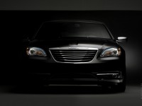Chrysler 200 photo