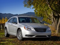 Chrysler 200 photo