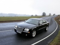 Chrysler 300C photo